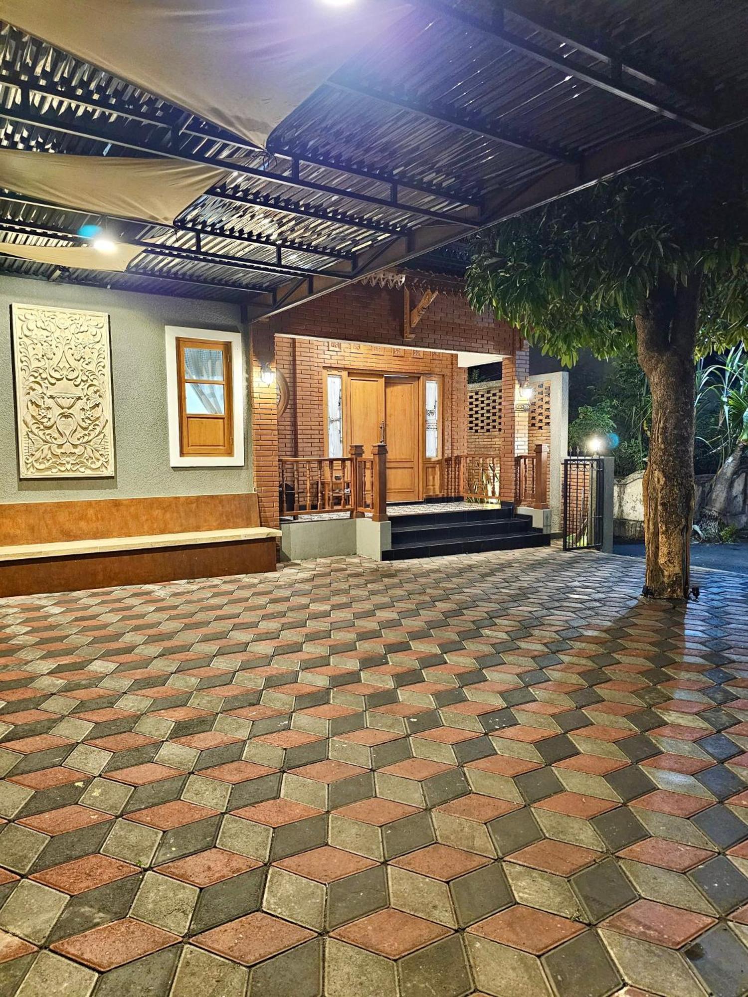 יוגיאקרטה Omah Tabon Jogja - Close To Malioboro מראה חיצוני תמונה